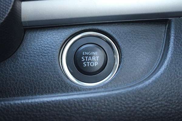 2013 Suzuki Swift GLX FZ