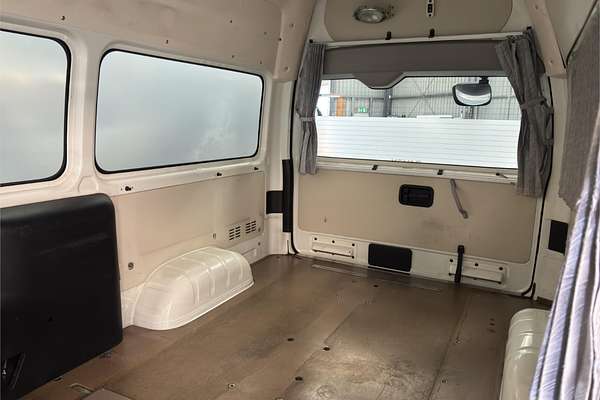 2011 Toyota Hiace 4WD