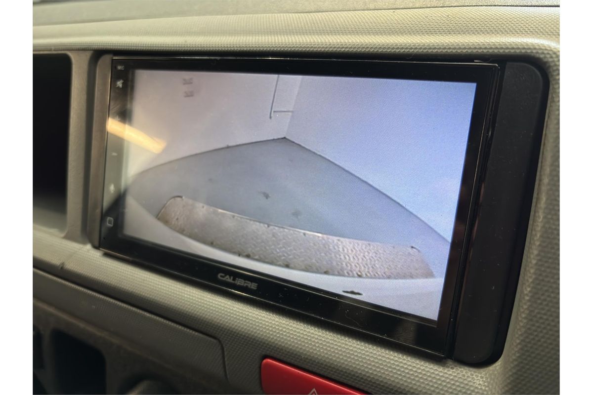 2011 Toyota Hiace 4WD