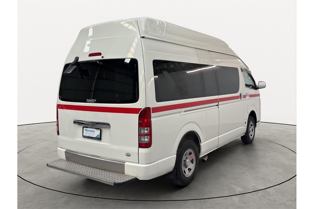2011 Toyota Hiace 4WD