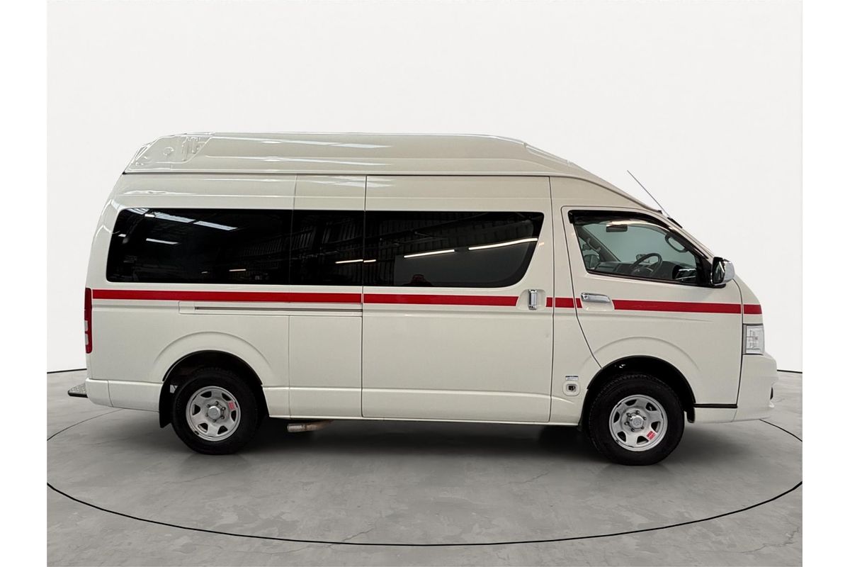 2011 Toyota Hiace 4WD
