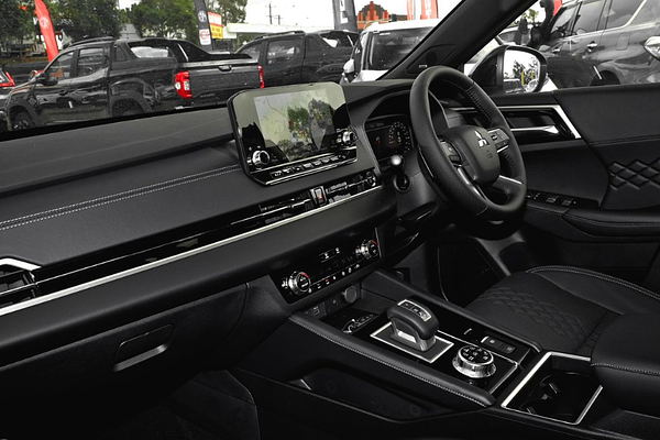 2025 Mitsubishi Outlander LS ZM