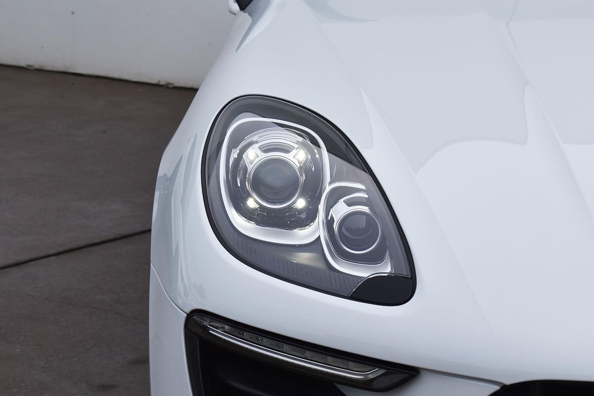 2017 Porsche Macan S Diesel 95B