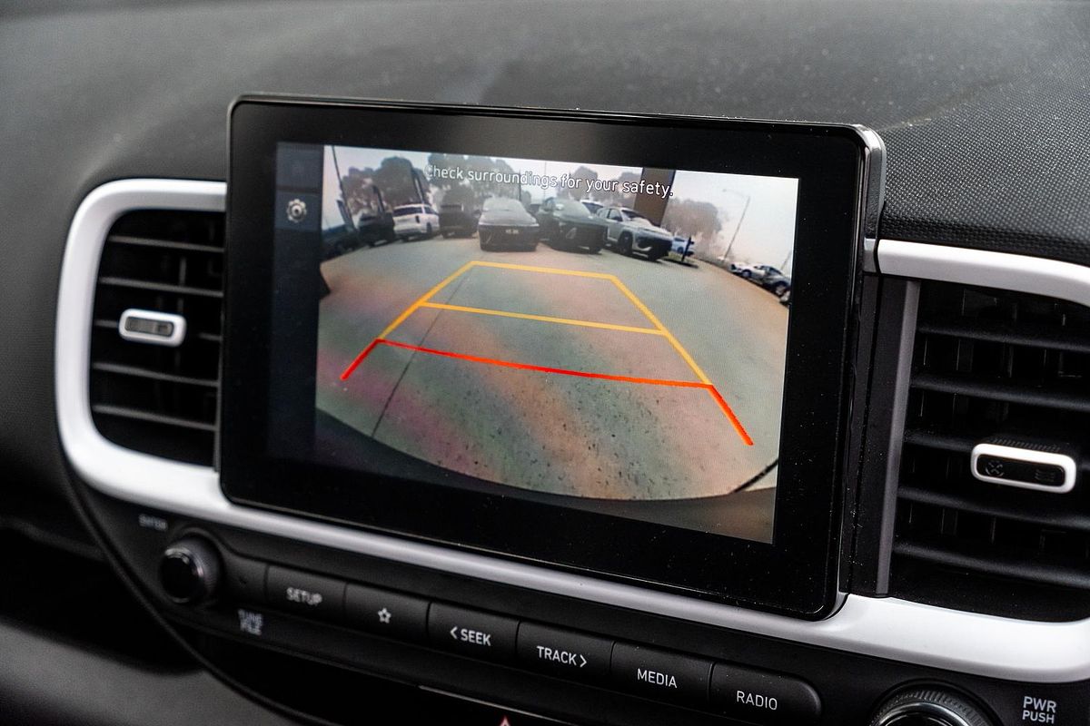 2024 Hyundai Venue Active QX.V5