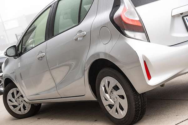2019 Toyota Prius C NHP10R