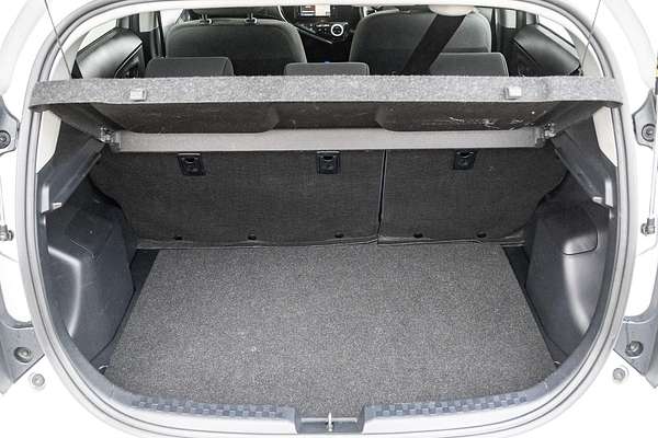 2019 Toyota Prius C NHP10R
