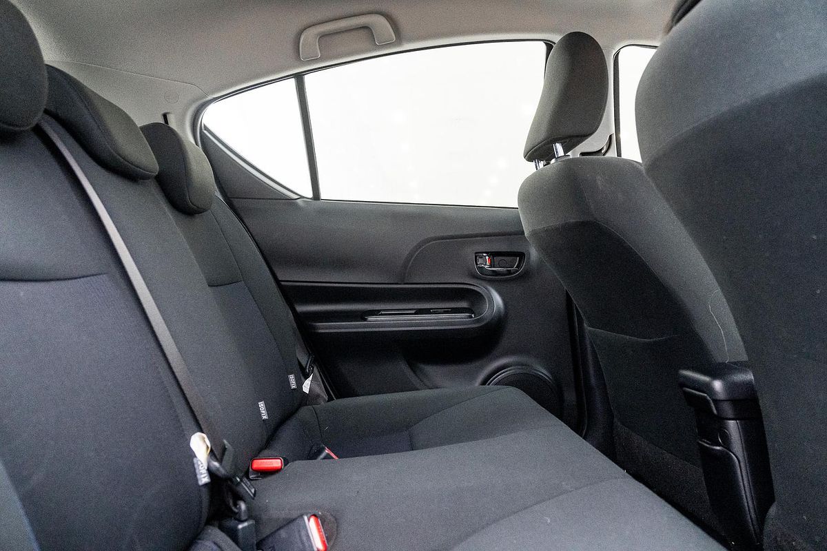 2019 Toyota Prius C NHP10R