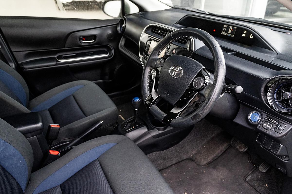 2019 Toyota Prius C NHP10R