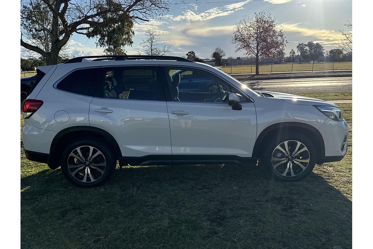 2019 Subaru Forester 2.5i Premium S5