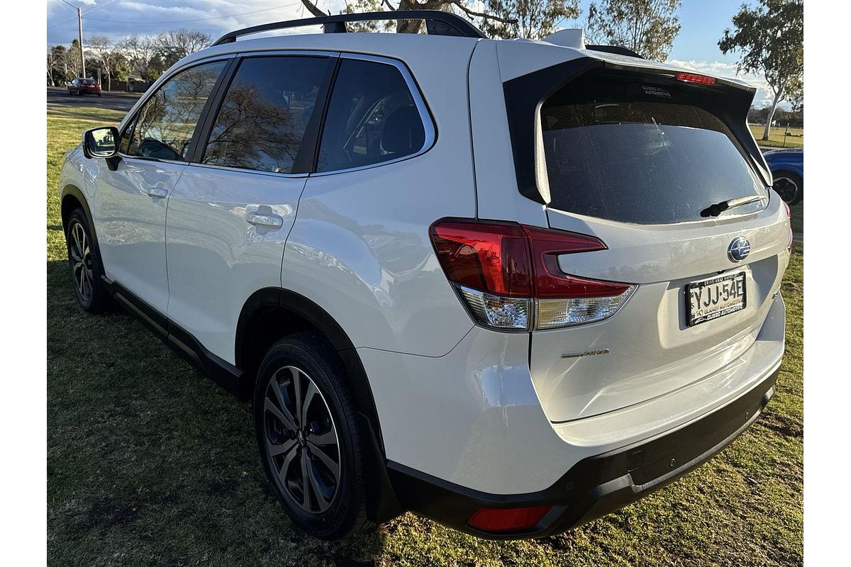 2019 Subaru Forester 2.5i Premium S5