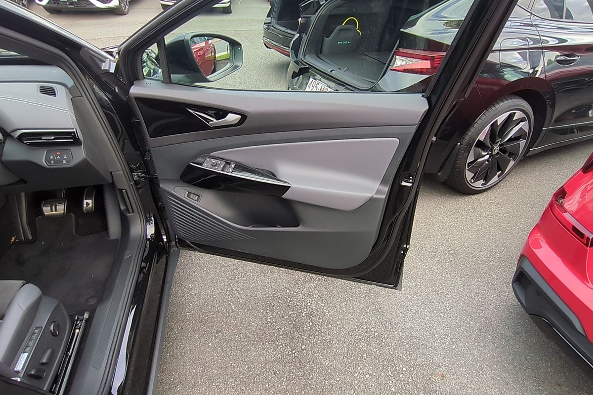 2024 Volkswagen ID.4 Pro E2