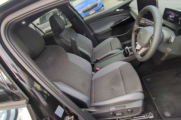 2024 Volkswagen ID.4 Pro E2
