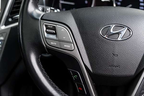 2017 Hyundai Santa Fe Elite DM5 Series II