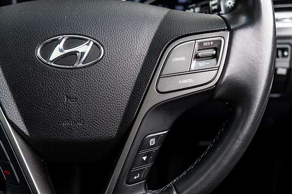 2017 Hyundai Santa Fe Elite DM5 Series II