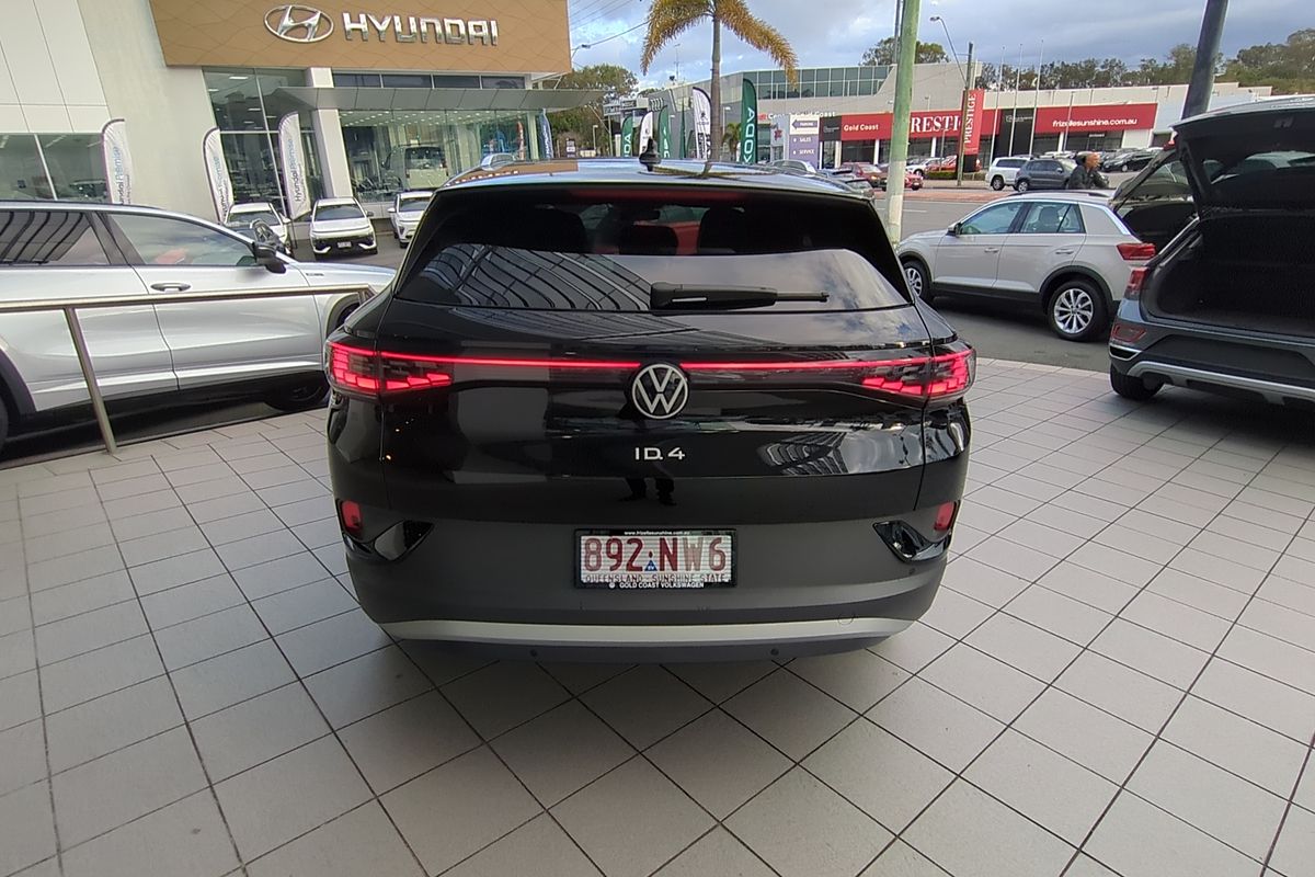 2024 Volkswagen ID.4 Pro E2