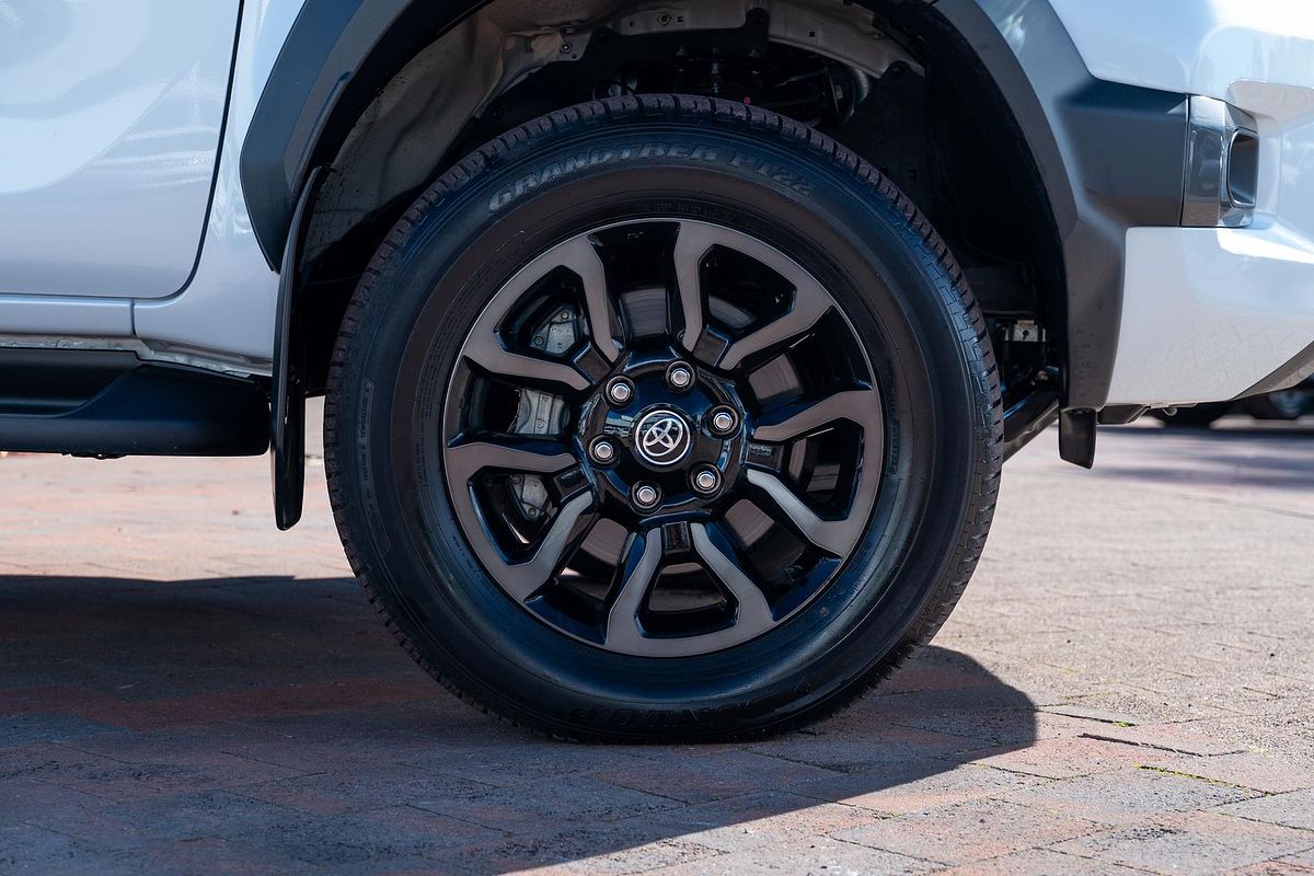 2024 Toyota Hilux Rogue 48V GUN126R 4X4