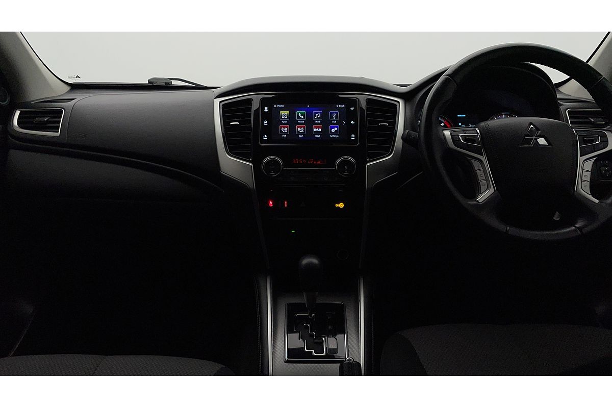 2021 Mitsubishi Triton GLX-R MR 4X4