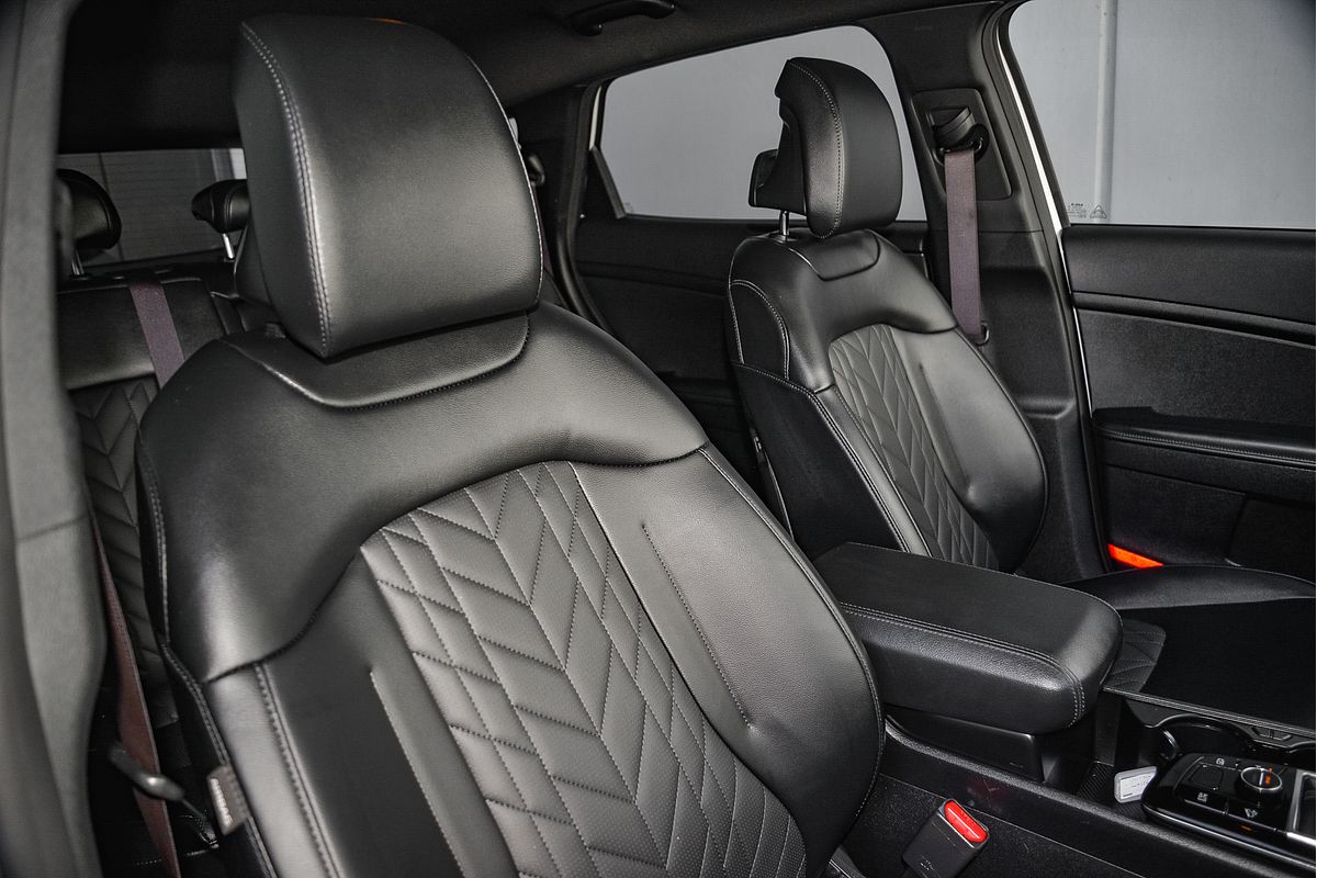 2022 Kia Sportage SX+ NQ5