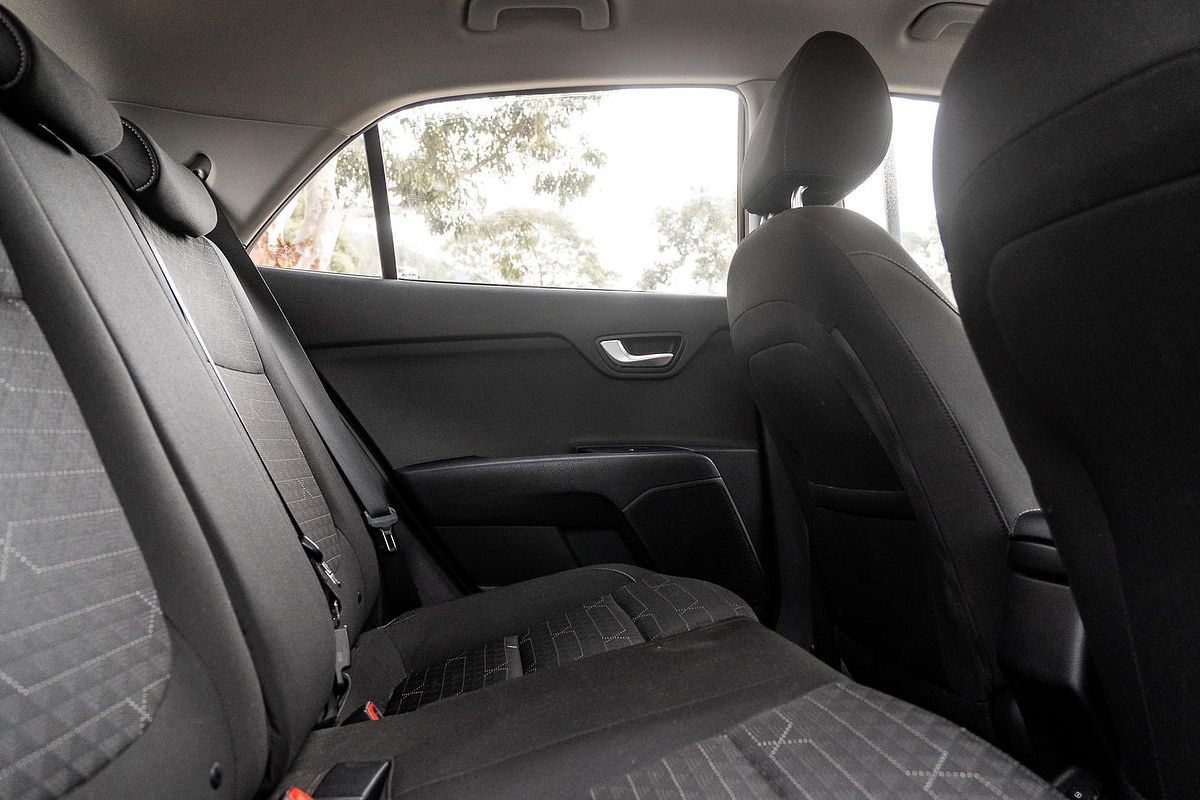 2018 Kia Rio S YB