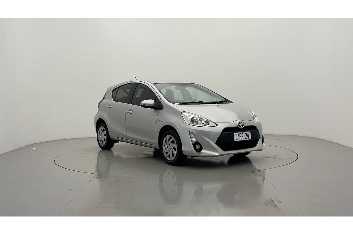 2015 Toyota Prius C NHP10R