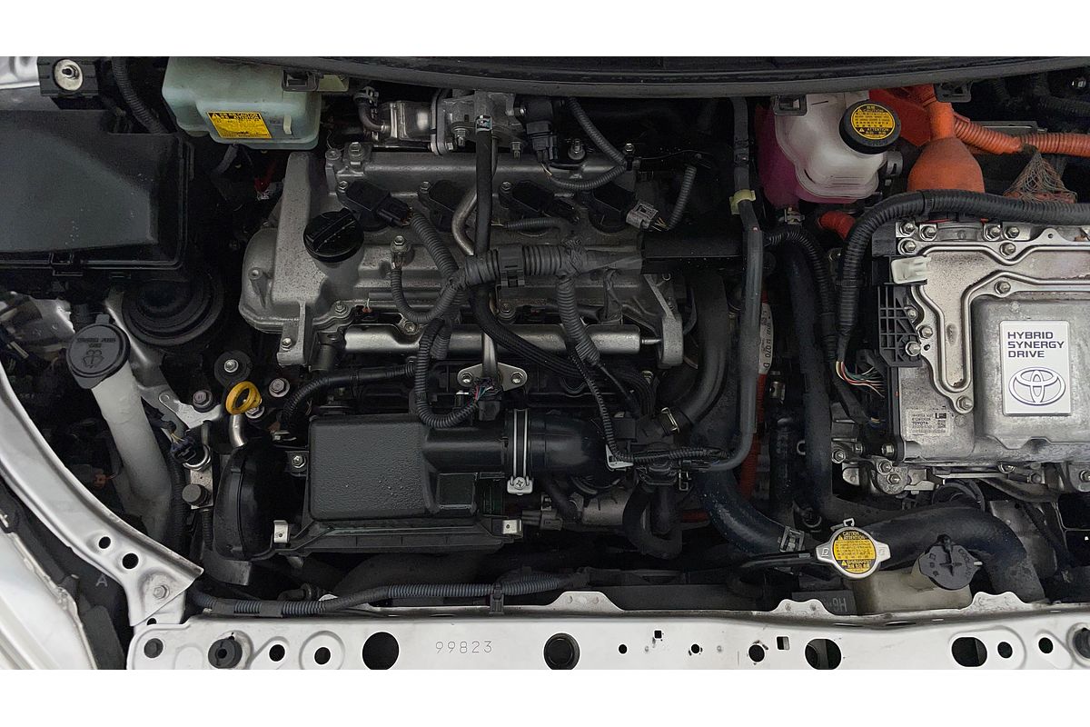 2015 Toyota Prius C NHP10R