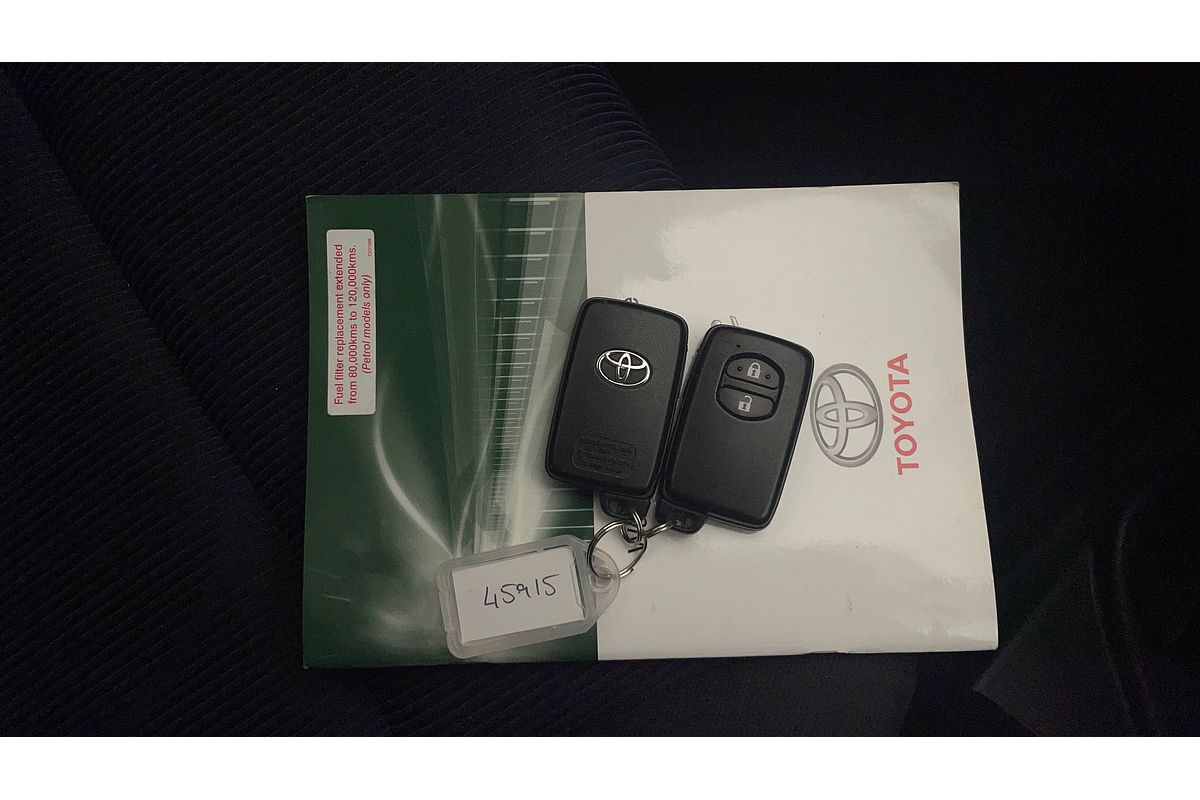 2015 Toyota Prius C NHP10R