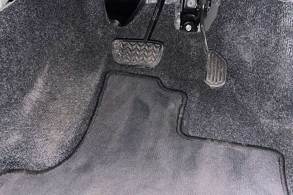 2015 Toyota Prius C NHP10R