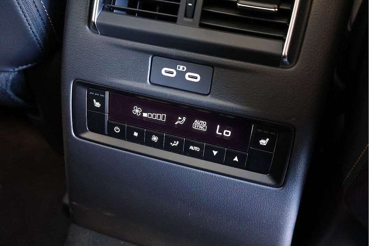 2024 Mazda CX-80 D50e Azami KL