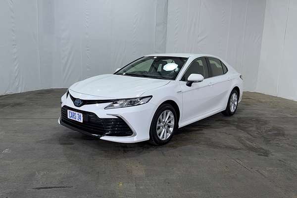 2024 Toyota Camry Ascent AXVH70R