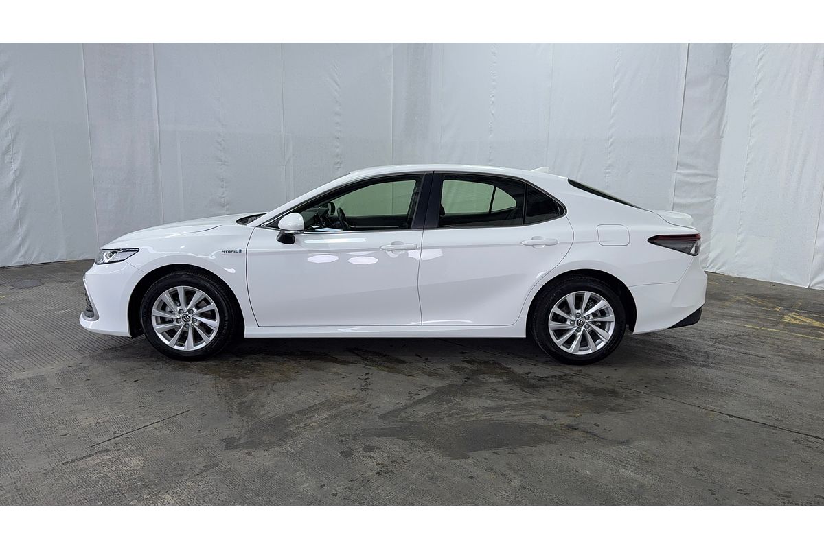 2024 Toyota Camry Ascent AXVH70R