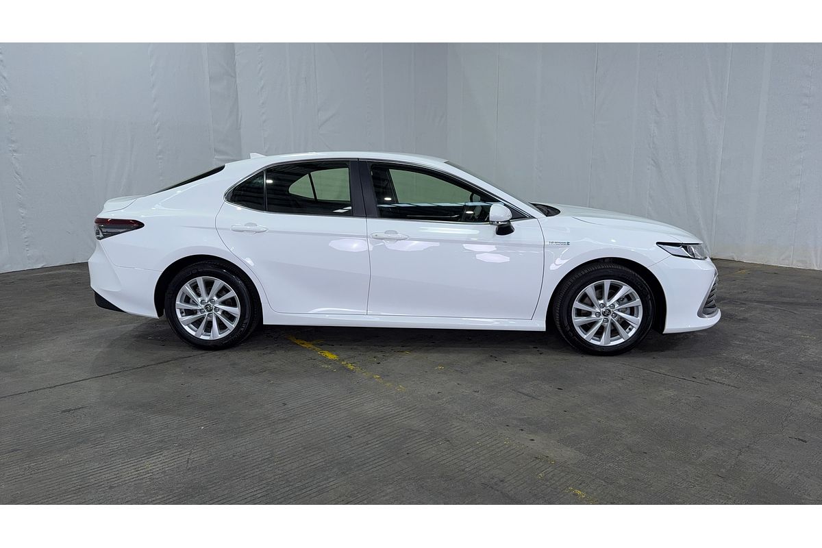 2024 Toyota Camry Ascent AXVH70R