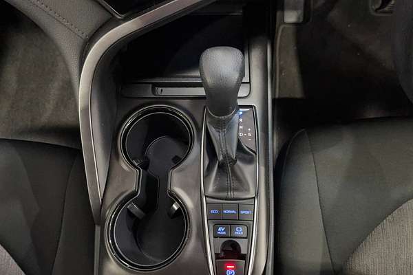 2024 Toyota Camry Ascent AXVH70R