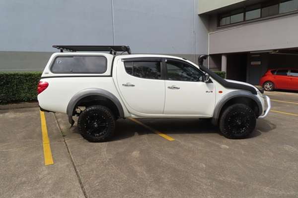 2008 Mitsubishi Triton GLX-R ML 4X4