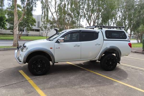 2008 Mitsubishi Triton GLX-R ML 4X4