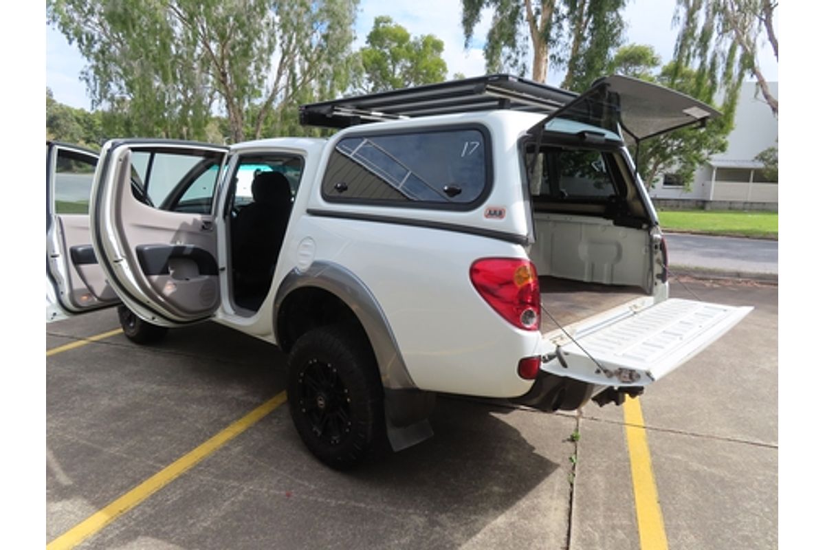 2008 Mitsubishi Triton GLX-R ML 4X4
