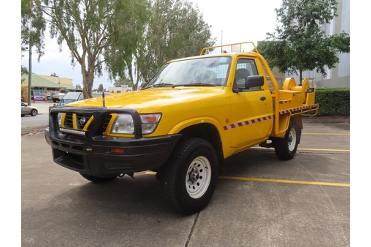 2001 Nissan Patrol DX GU 4X4