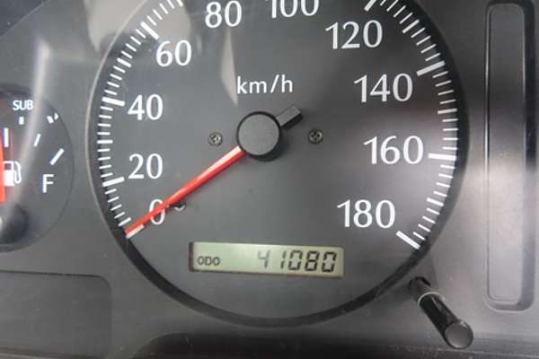 2001 Nissan Patrol DX GU 4X4