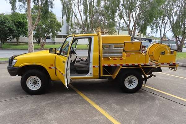 2001 Nissan Patrol DX GU 4X4
