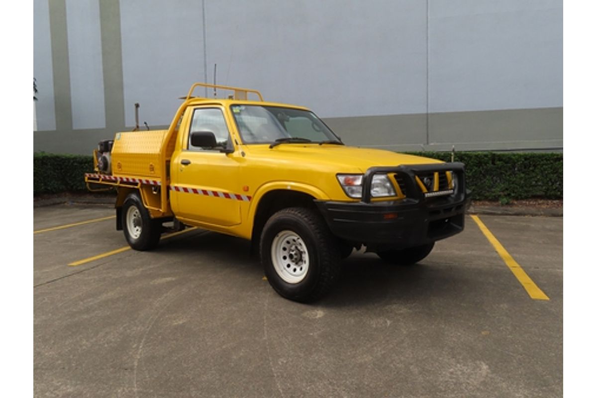 2001 Nissan Patrol DX GU 4X4