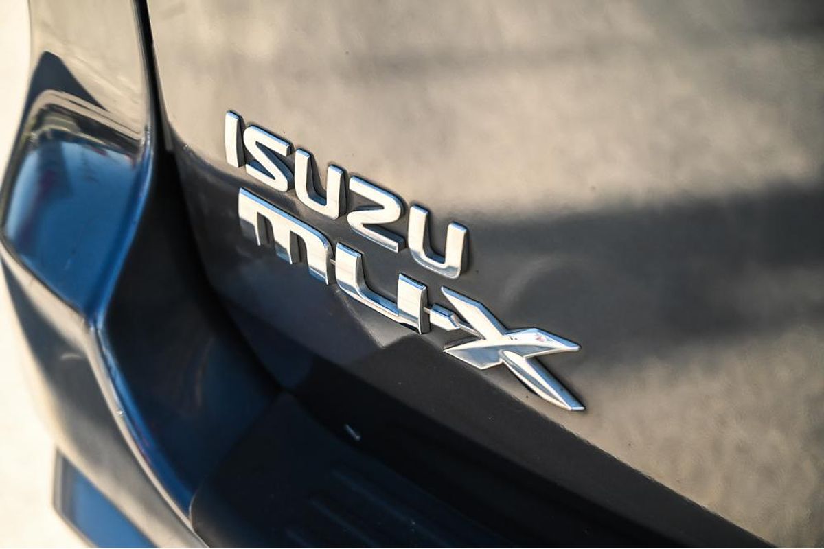 2019 Isuzu MU-X LS-T