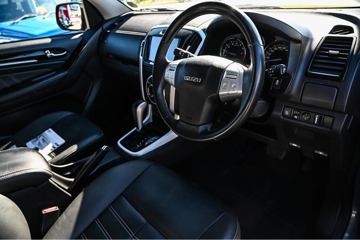 2019 Isuzu MU-X LS-T