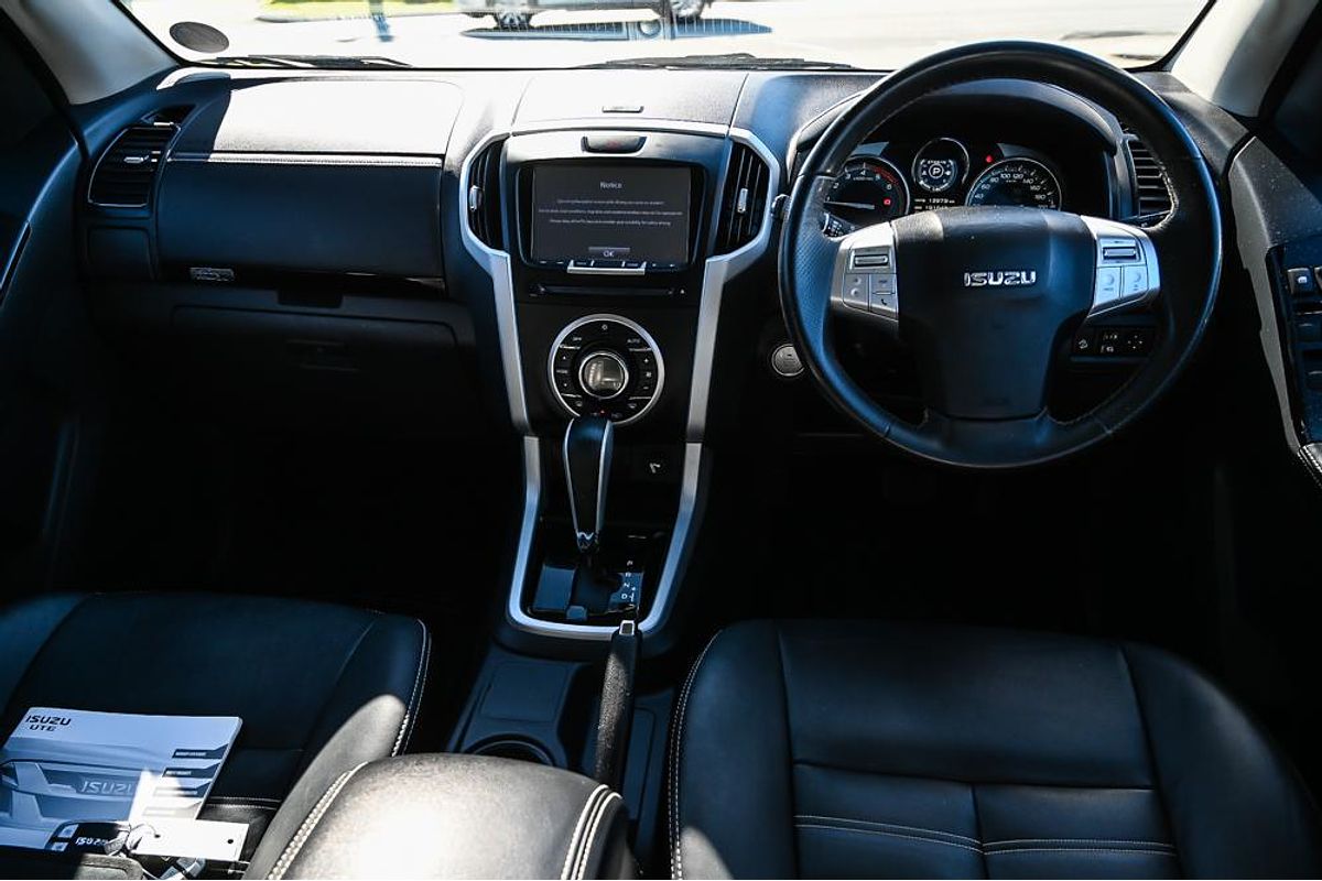 2019 Isuzu MU-X LS-T