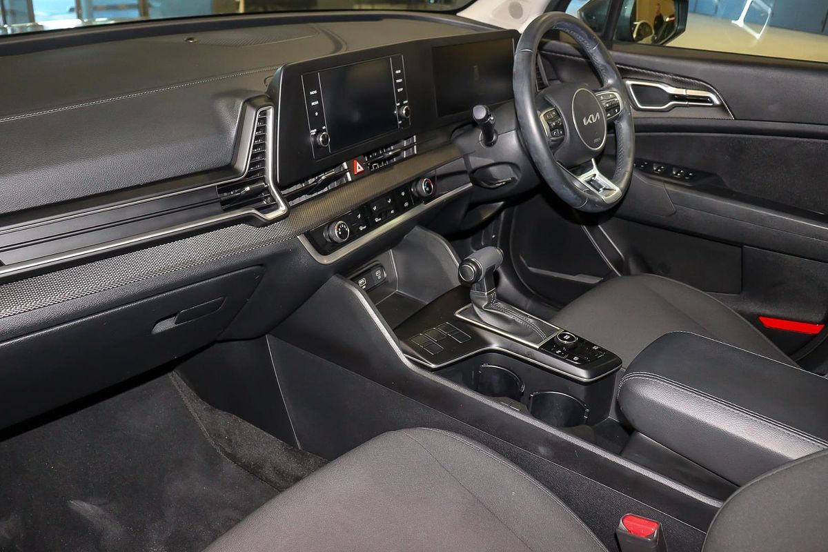 2022 Kia Sportage S NQ5