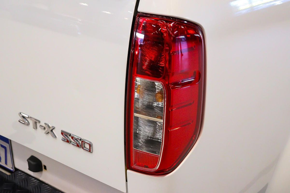 2014 Nissan Navara ST-X 550 D40 Series 5 4X4
