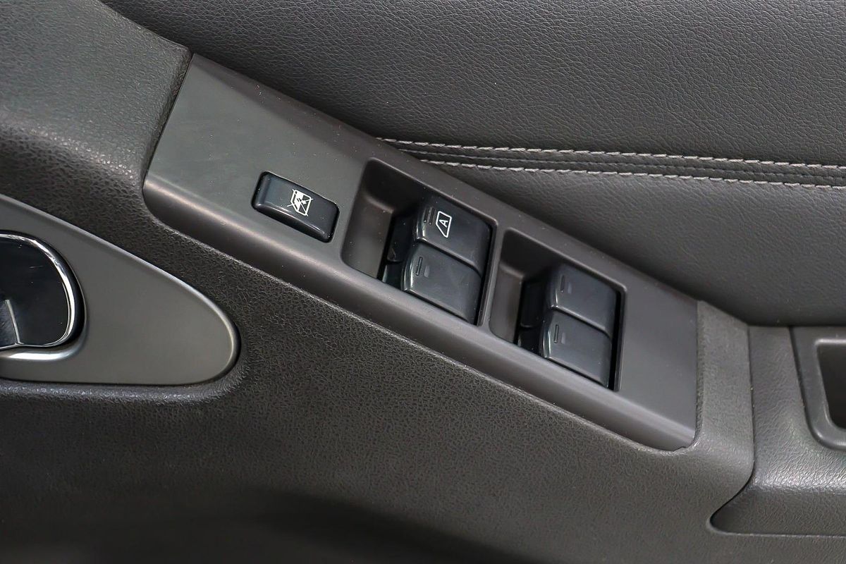 2014 Nissan Navara ST-X 550 D40 Series 5 4X4