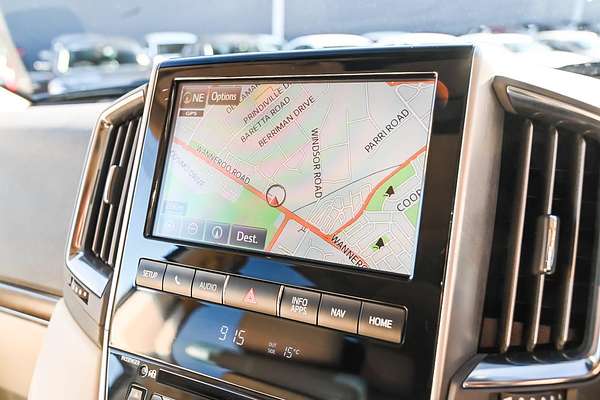 2019 Toyota Landcruiser Sahara VDJ200R