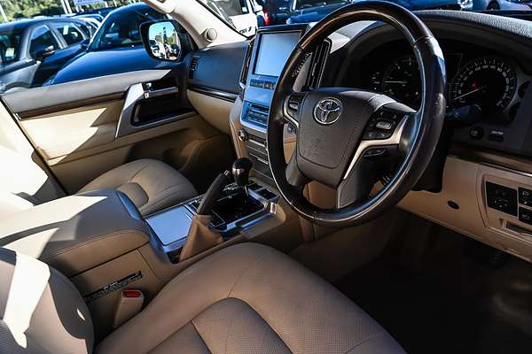 2019 Toyota Landcruiser Sahara VDJ200R