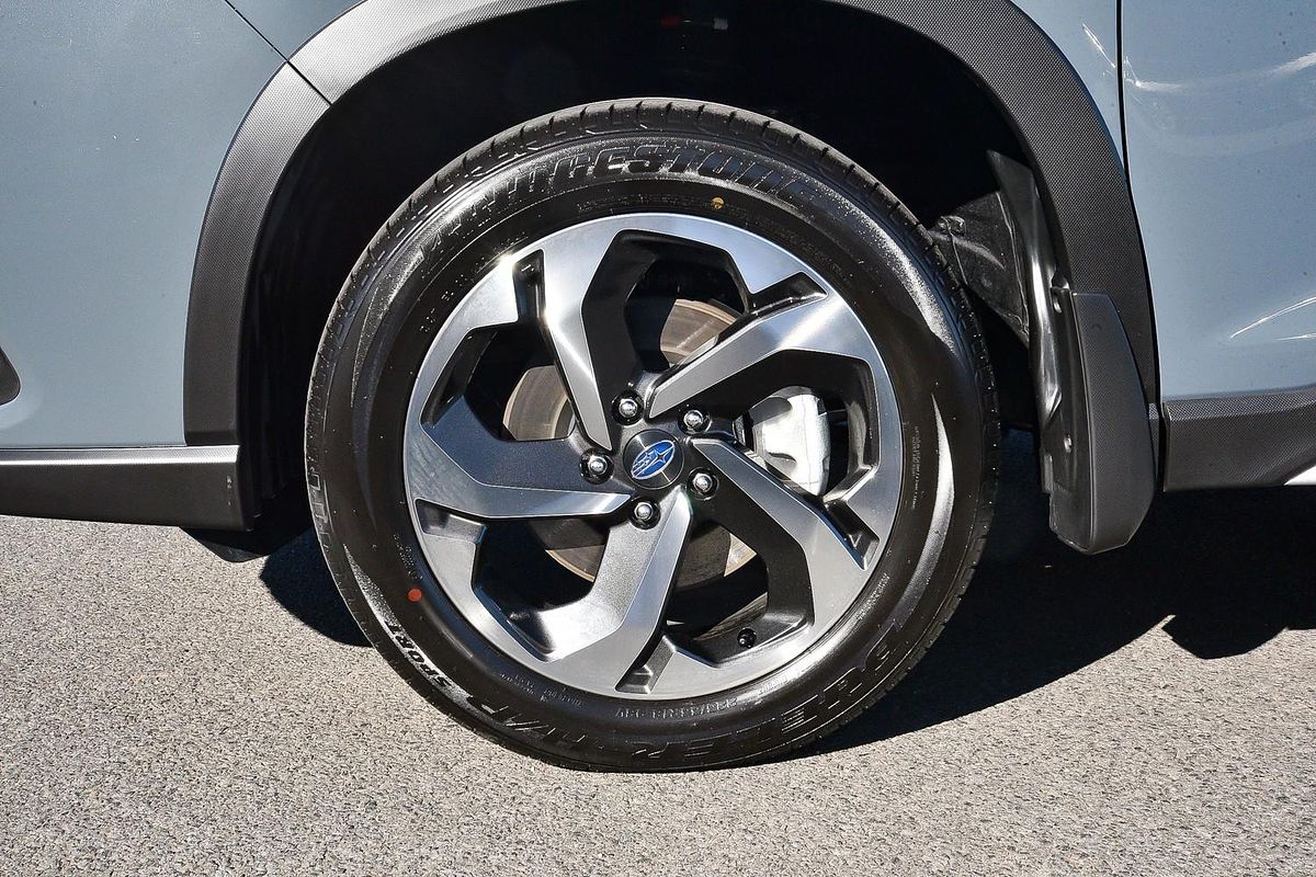 2024 Subaru Forester 2.5i-S S5