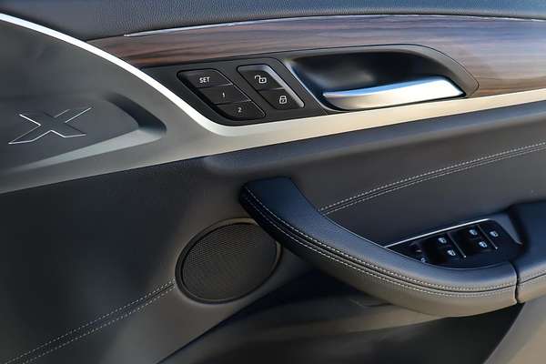 2021 BMW X3 sDrive20i G01