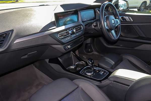 2021 BMW 2 Series 220i M Sport F44